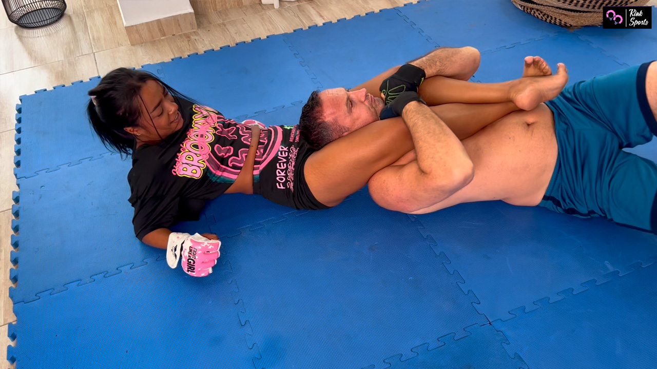 Tiny Paola vs Kevin - 2nd Fight - Image 9