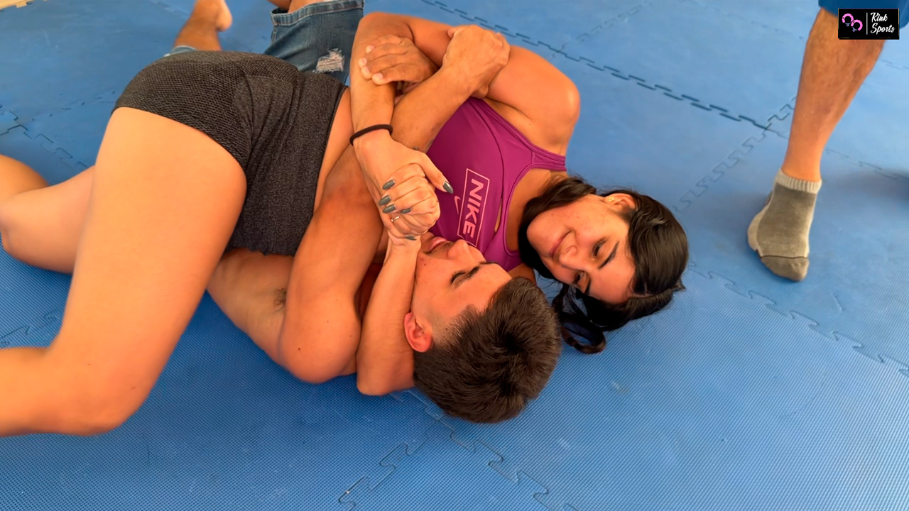 Pauline vs Jose - Wrestling - Image 8